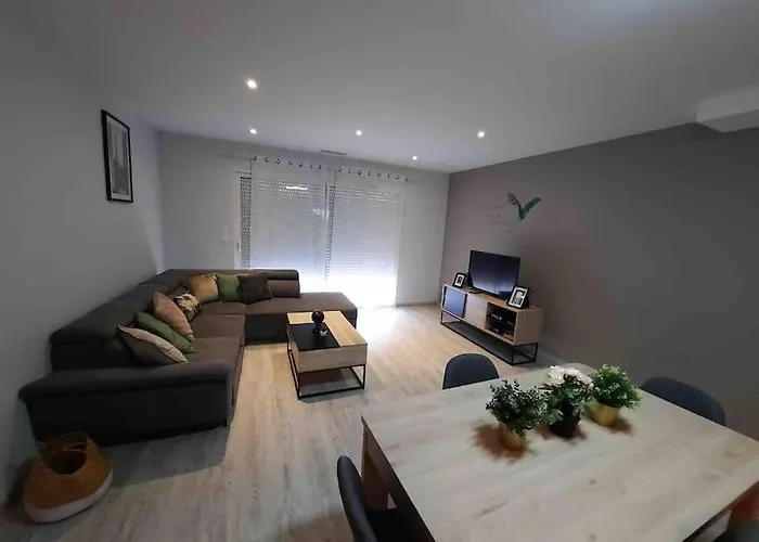 Maison Climatisee Confortable Trèbes