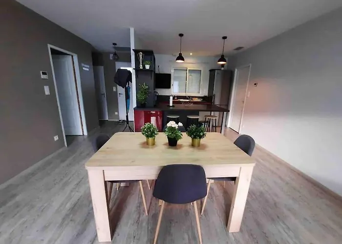 Maison Climatisee Confortable Trèbes